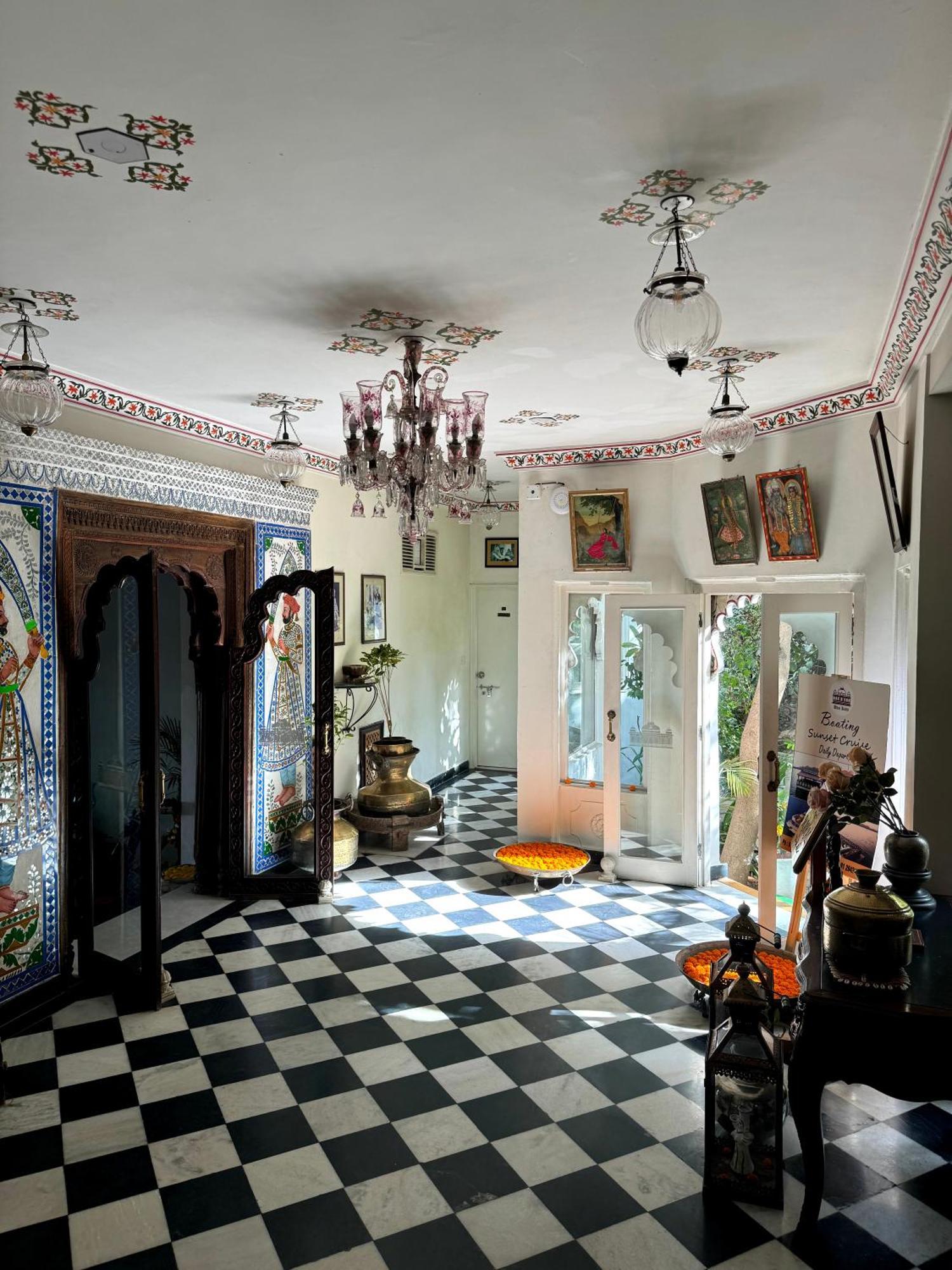Udai Kothi Hotell Udaipur Exteriör bild