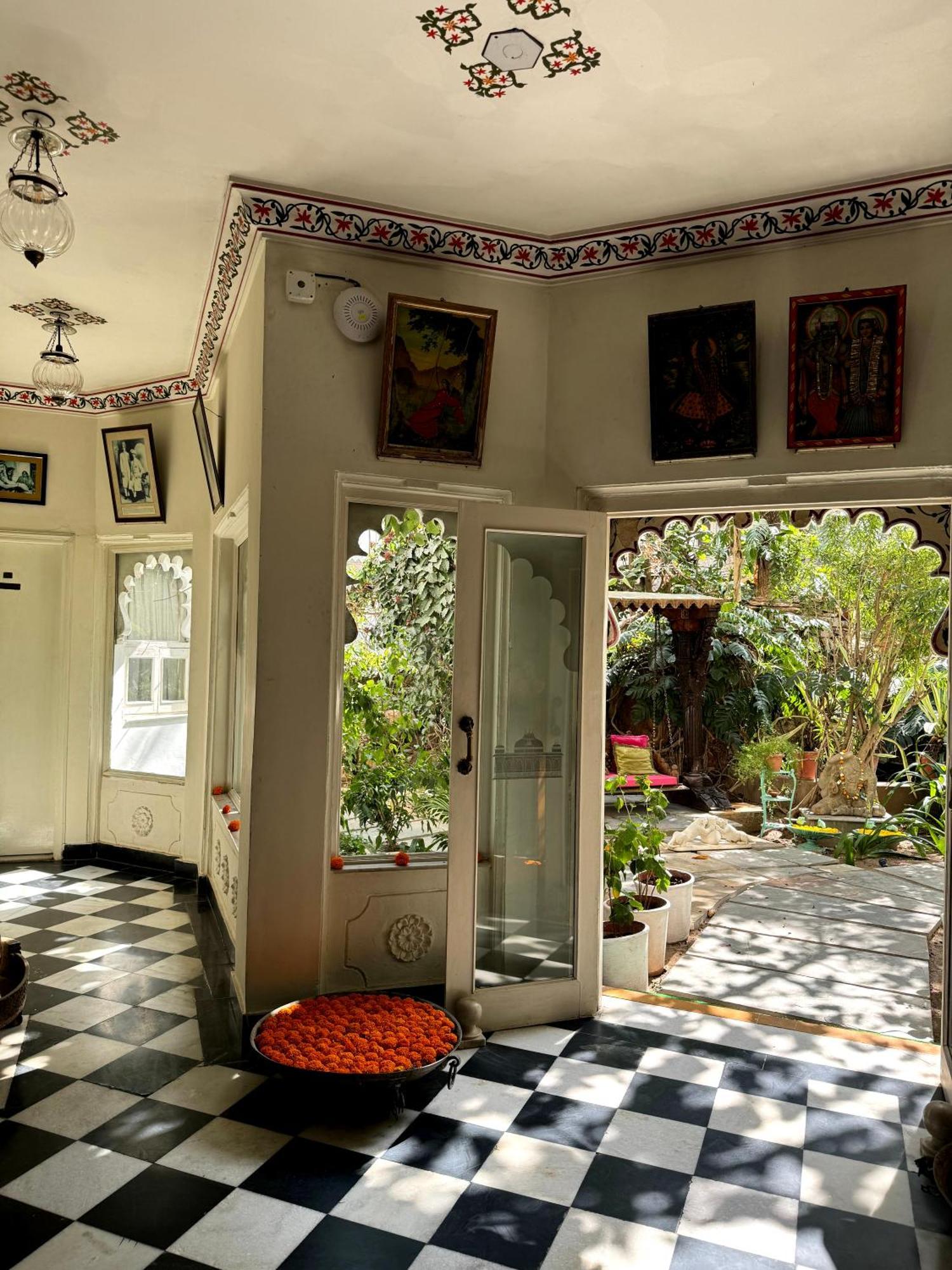 Udai Kothi Hotell Udaipur Exteriör bild
